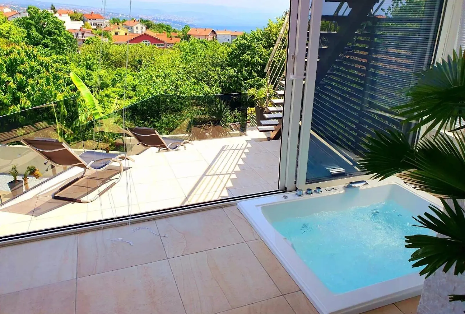 Apartments Lux With Pool Matulji 0*,