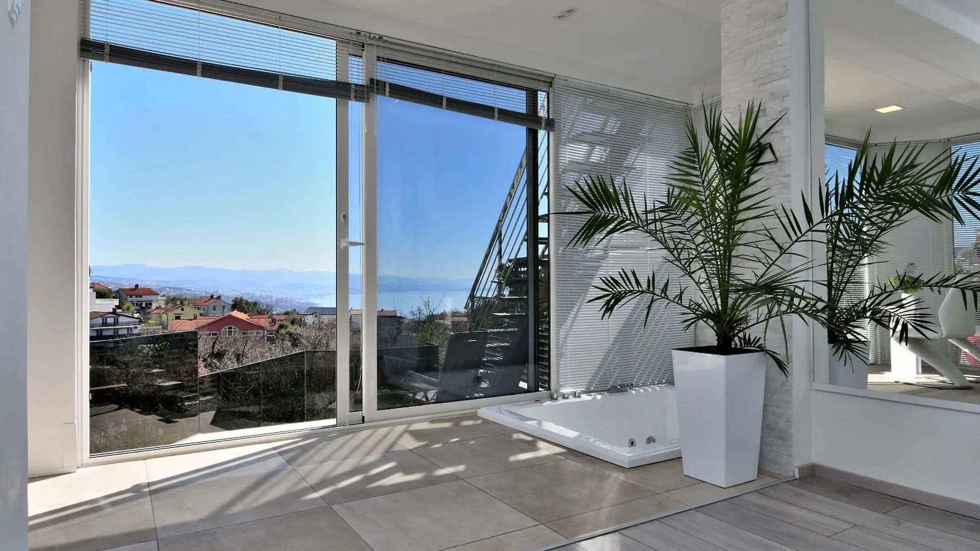 Apartments Lux With Pool Matulji