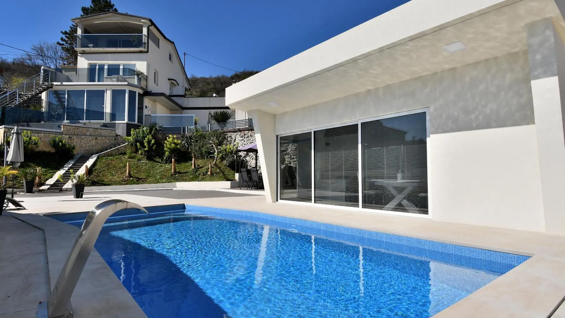 Apartments Lux With Pool Matulji
