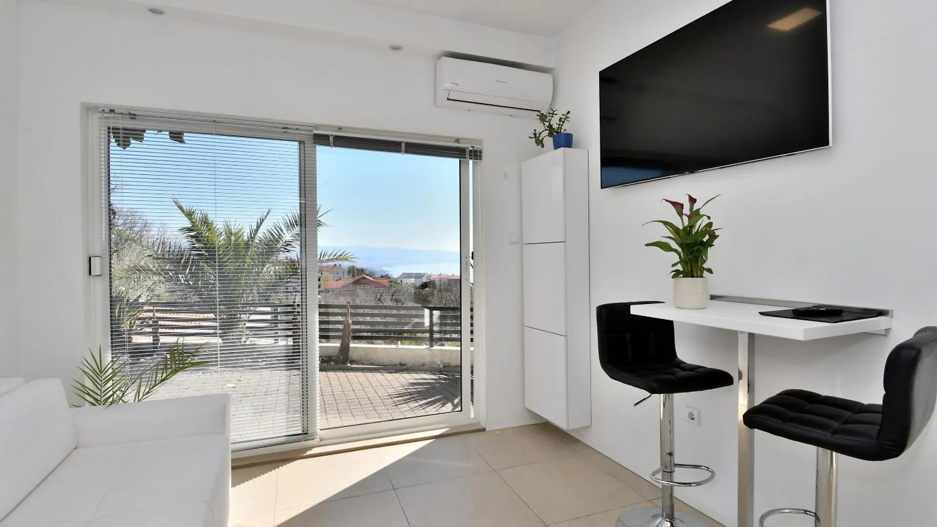 Apartments Lux With Pool Matulji 0*,  Chorvatsko